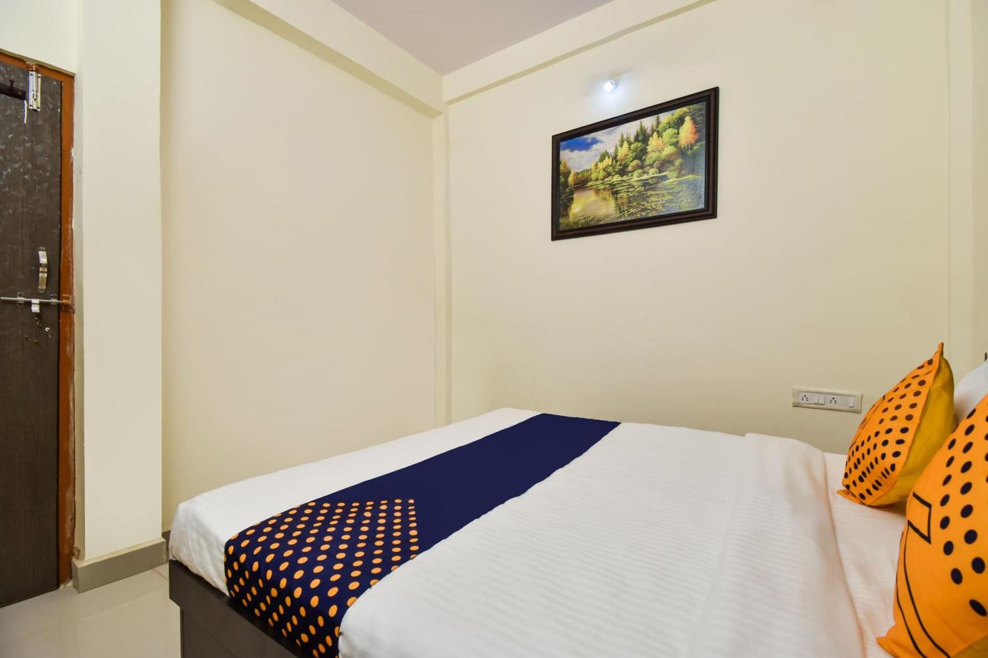 Spot On Carnival Resorts Rāipur Dış mekan fotoğraf