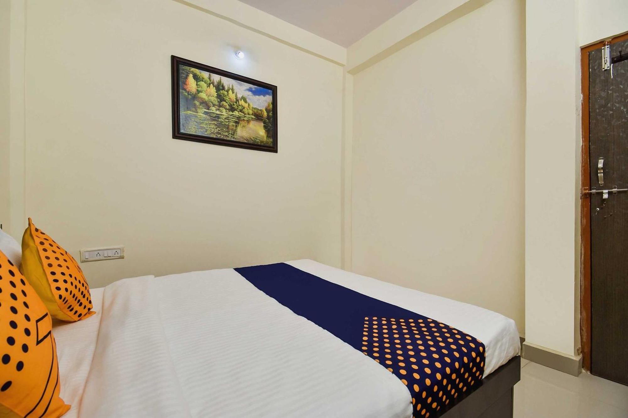 Spot On Carnival Resorts Rāipur Dış mekan fotoğraf