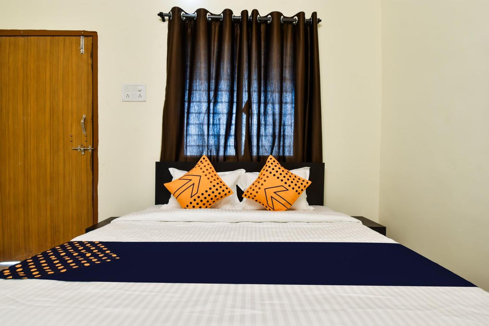 Spot On Carnival Resorts Rāipur Dış mekan fotoğraf